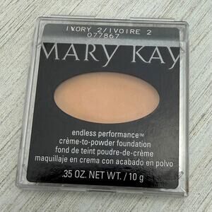 Endless Performance Foundation - Ivory 3 - Mary Kay **Retired**